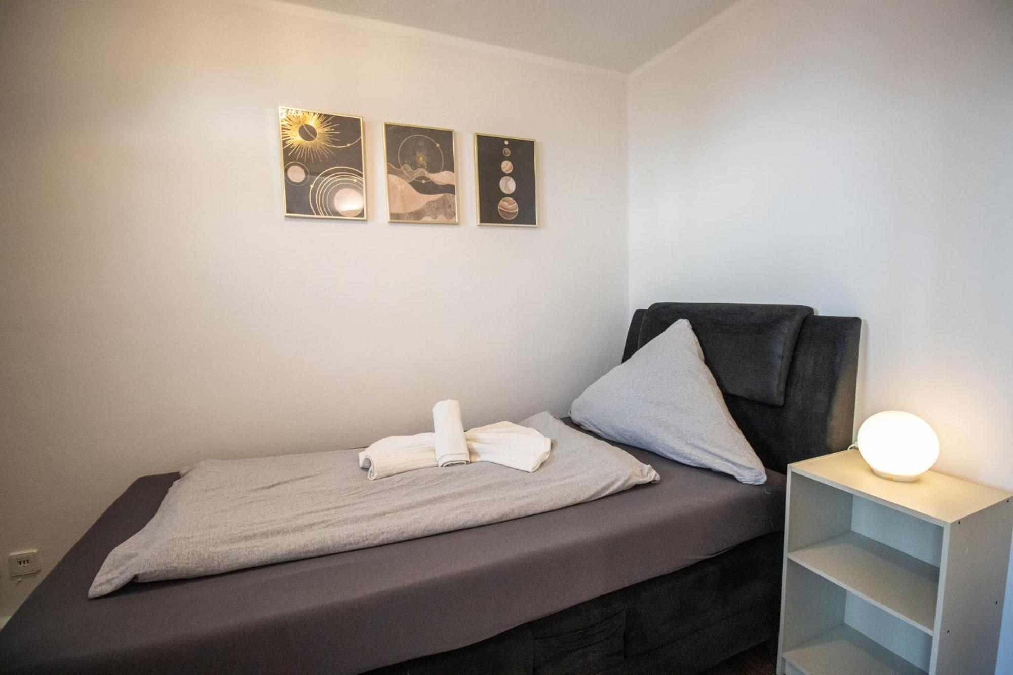 Messewohnung Fuer 5 Gaeste Mit Balkon Und Lift 汉诺威 外观 照片